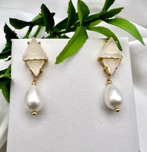 Load image into Gallery viewer, Triangle opaque cz and shell pearl earrings
