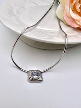 Load image into Gallery viewer, Big round crystal pendant snake necklace
