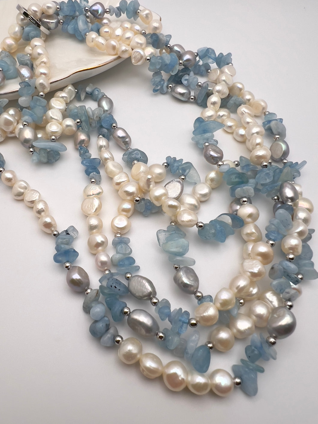 Long pearl and aquamarine gemstone 2,36m necklace