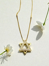 Load image into Gallery viewer, David star necklace
