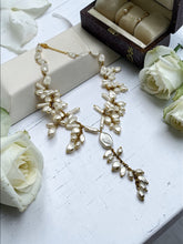 Load image into Gallery viewer, Pearl Clusters Seductive Collection Necklace
