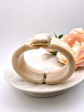 Load image into Gallery viewer, Marbled bracelet with stone detail on top
