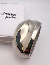 Load image into Gallery viewer, Solid bracelet wave on the top seductive collection
