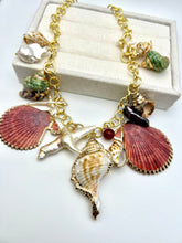 Load image into Gallery viewer, Big Pacific Ocean Shell chain necklace
