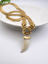Load image into Gallery viewer, Mother of pearl teeth thick ribbon chain necklace
