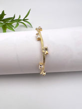 Load image into Gallery viewer, Ribbon bracelet with zirconia baguette
