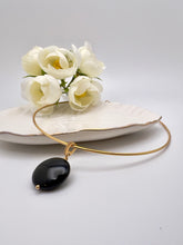 Load image into Gallery viewer, Black agate coin pendant choker necklace
