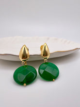 Load image into Gallery viewer, Green agate coin drop base earrings
