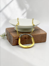 Load image into Gallery viewer, Statement necklace inspired by Tiffy
