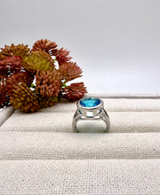 Load image into Gallery viewer, High quality round blue crystal  ring
