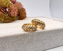 Load image into Gallery viewer, Misoni detail single hoop gold plated earrings
