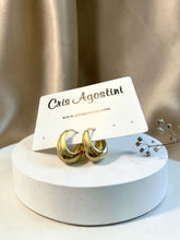 Load image into Gallery viewer, Chunky dome huggie earrings
