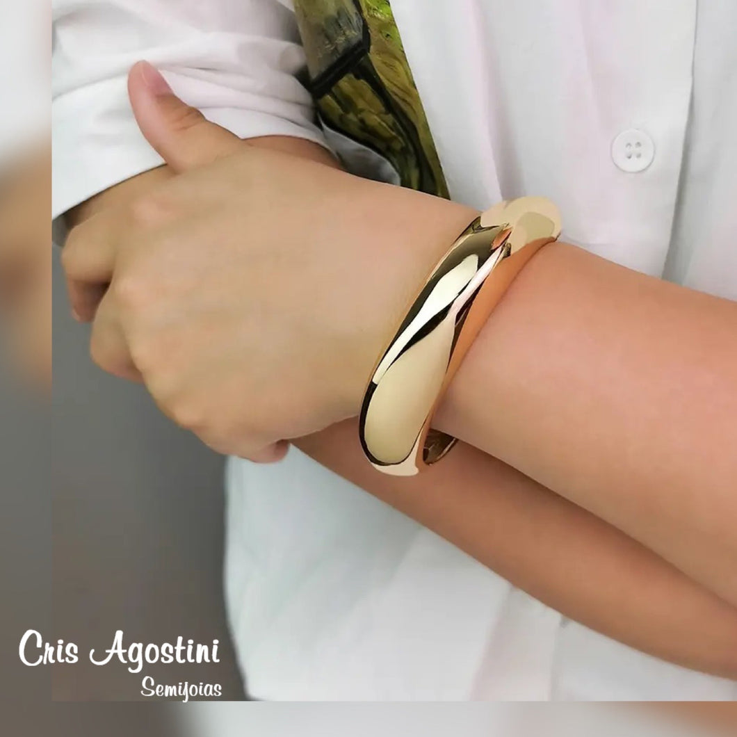 Irregular fashion bangle bracelet