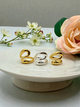 Load image into Gallery viewer, Adjustable organic open teardrop ring
