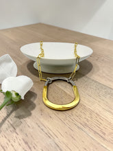 Load image into Gallery viewer, Statement necklace inspired by Tiffy
