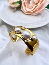 Load image into Gallery viewer, Seductive Collection pearl detail open bracelet
