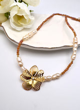 Load image into Gallery viewer, Dulce de leche crystal  freshwater flower pendant necklace
