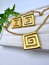 Load image into Gallery viewer, Waterproof geometric statement set
