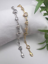 Load image into Gallery viewer, Delicate crystal heart bracelet
