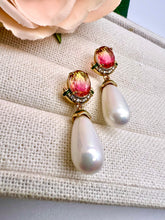 Load image into Gallery viewer, Crystal colorful cz detail pearl drop pendant
