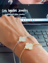 Load image into Gallery viewer, Solitaire VC flat clover bracelet
