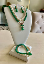 Load image into Gallery viewer, Crystal and jade amazonite necklace
