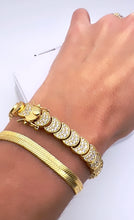 Load image into Gallery viewer, Studded round movement fine bracelet
