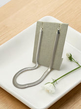 Load image into Gallery viewer, Mesh German 6mm thread choker necklace
