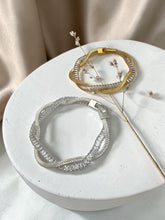 Load image into Gallery viewer, Interwoven baguette bracelet jewelry clasp
