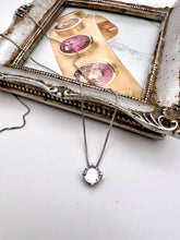 Load image into Gallery viewer, Classic light point 5mm necklace
