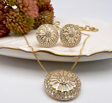 Load image into Gallery viewer, Exclusive high quality pizza fine jewelry set
