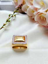Load image into Gallery viewer, Rectangular ring with cz around it

