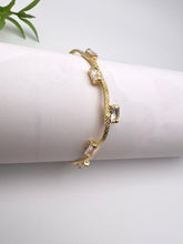 Load image into Gallery viewer, Ribbon bracelet with zirconia baguette
