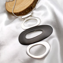 Load image into Gallery viewer, Brushed silver graphite detail long necklace
