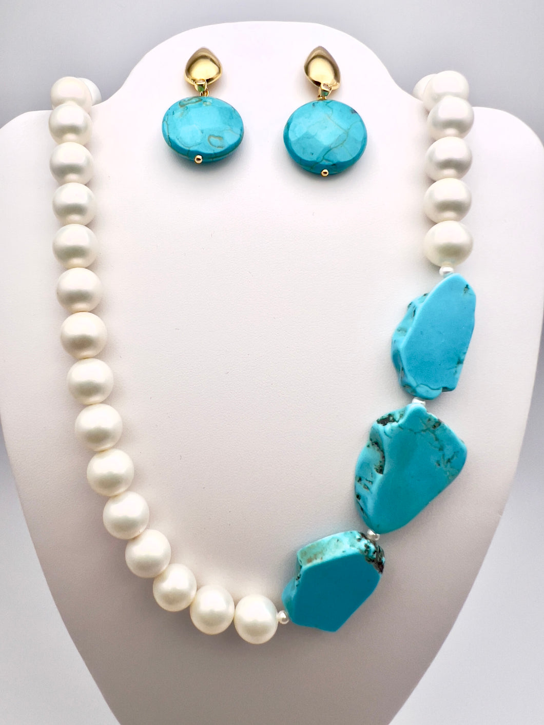 Organic turquoise gemstone pearl shell necklace