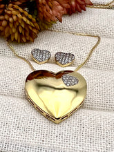 Load image into Gallery viewer, Golden heart pendant with studded heart detail set
