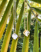 Load image into Gallery viewer, Classic light point 7mm necklace
