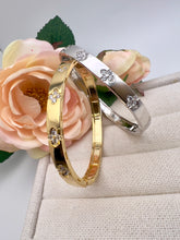 Load image into Gallery viewer, VC wider bracelet with cz clover embedded
