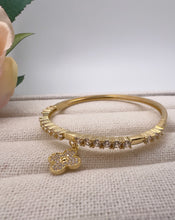 Load image into Gallery viewer, Fine zirconia bracelet with studded VC pendant
