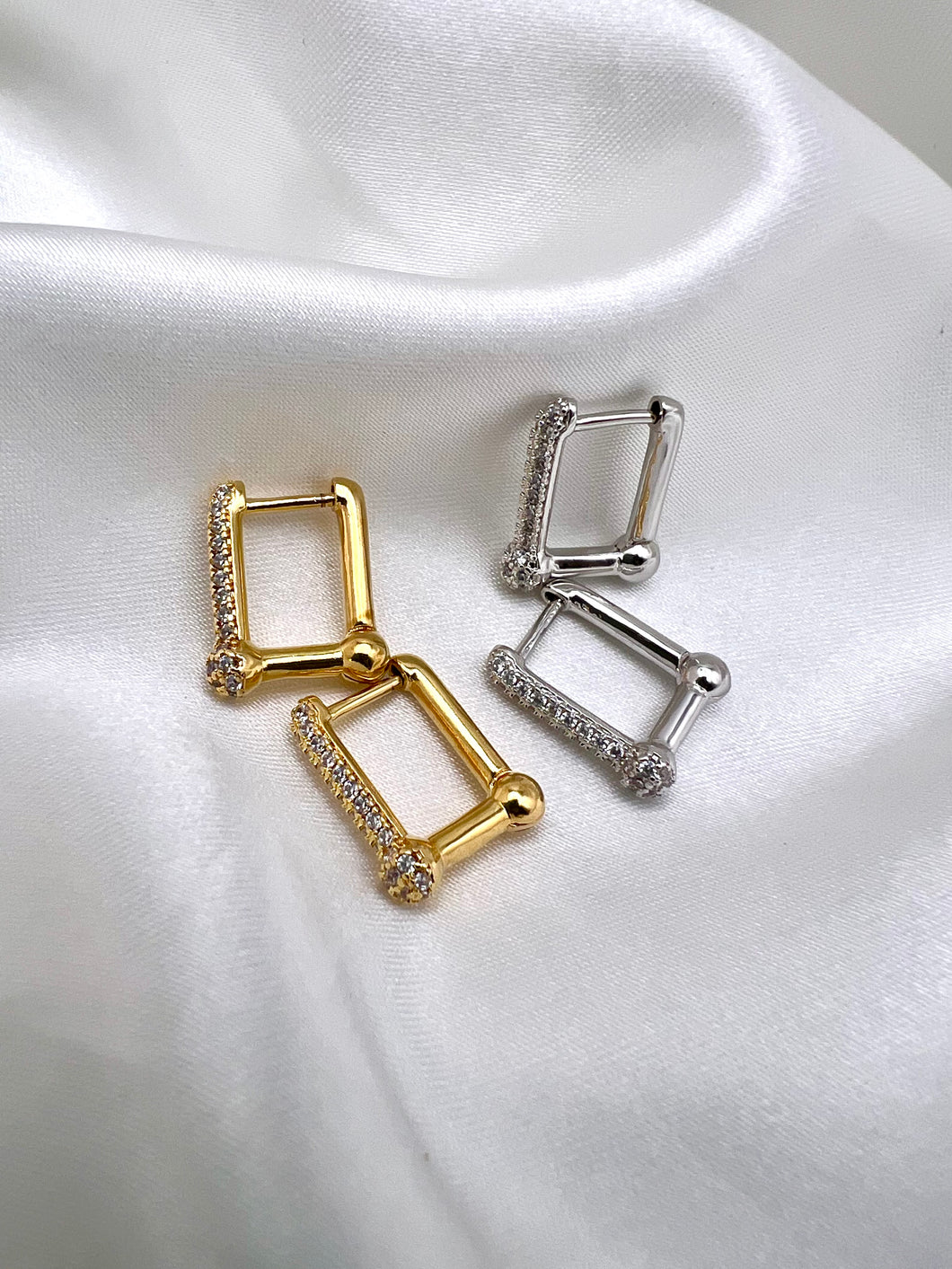Inspired link Tify cz in the front earrings
