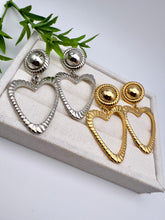 Load image into Gallery viewer, Big heart pendant button base earrings
