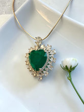 Load image into Gallery viewer, Large heart necklace Titanic inspired
