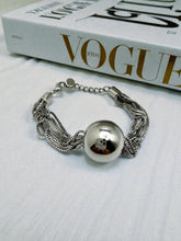 Load image into Gallery viewer, Layered chain round ball bracelet
