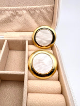 Load image into Gallery viewer, Round mother of pearl gold plated earrings
