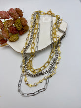 Load image into Gallery viewer, Four different layers link pearls chain necklace
