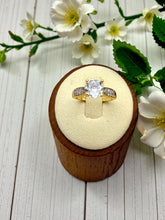 Load image into Gallery viewer, Classic solitaire 6mm cz diamond ring

