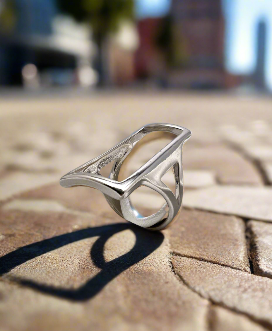 Large open rectangle ring