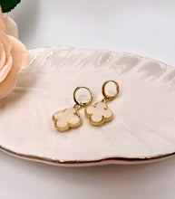 Load image into Gallery viewer, Clover inspired VC small hoop earrings
