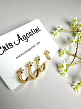 Load image into Gallery viewer, Set of 2 flower detail hoop earrings
