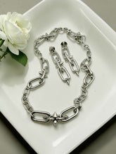 Load image into Gallery viewer, Tiffy inspired new collection necklace
